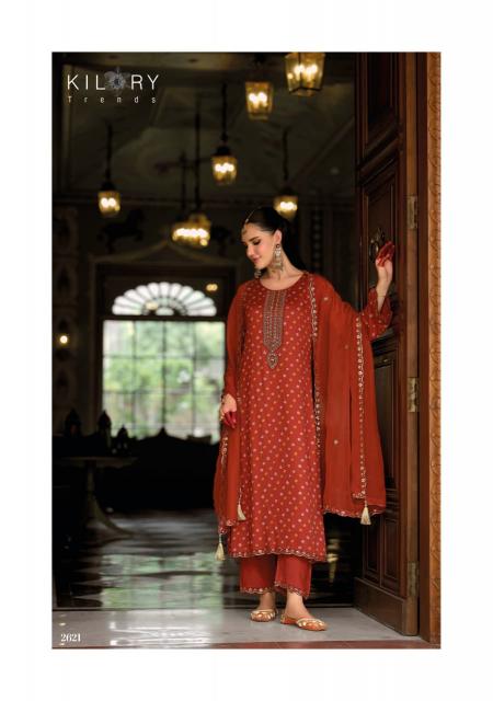 Kilory sone ki dor wholesale dress material market near me